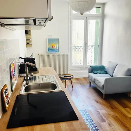 Apartament Bel Fonctionnel Et Lumineux En Centre Ville, Clinique Et Tram A 5 Mn, Situation Ideale ! *